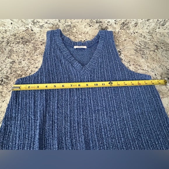 Cherish Royal Blue Knit V Neck Sweater Tank Soft Relaxed Fit Size S - Picture 8 of 9
